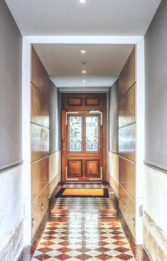 Appartamento Arc De Triomphe Cosy Retreat Parigi